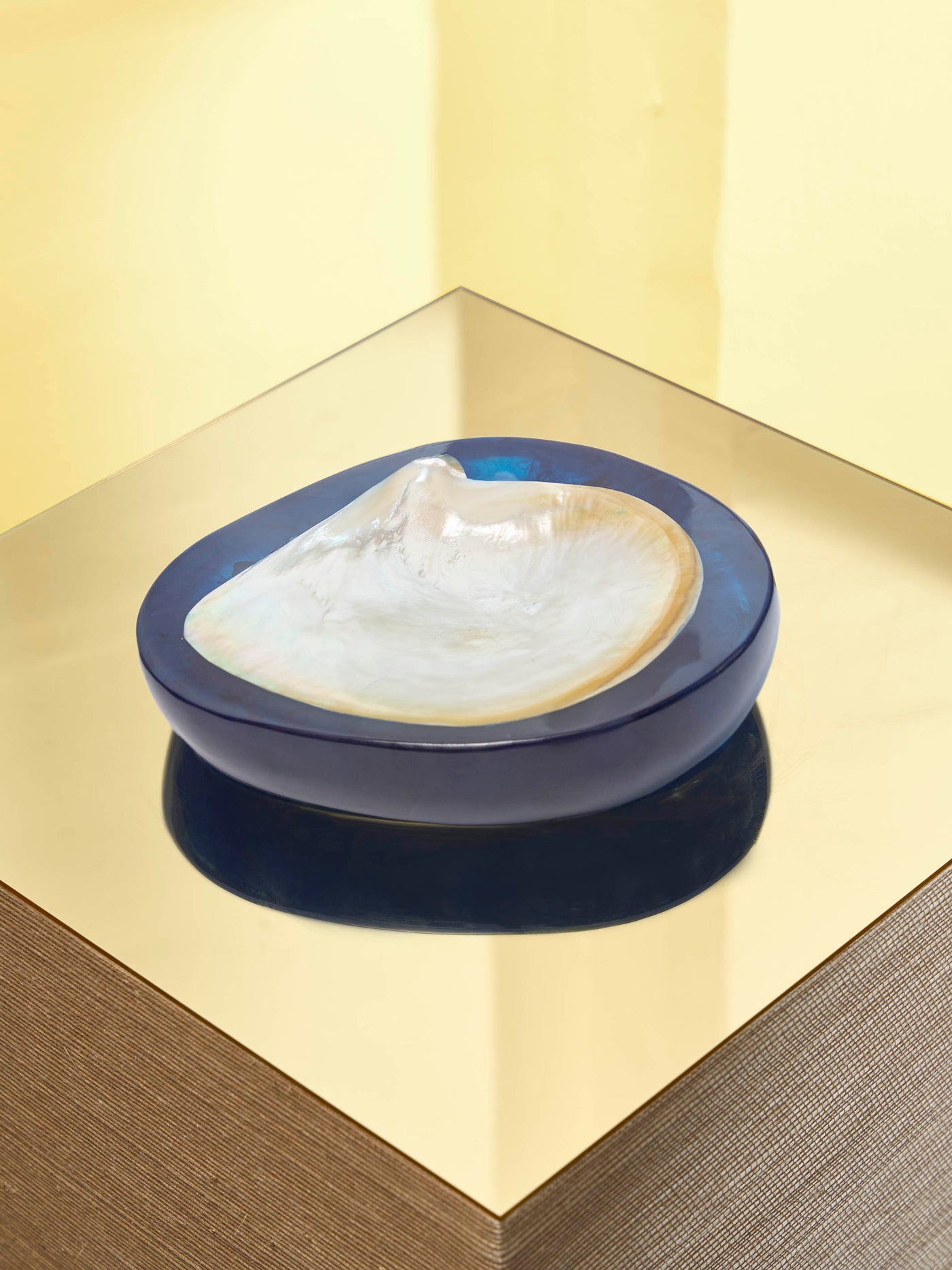 Round Caviar Dish in Navy